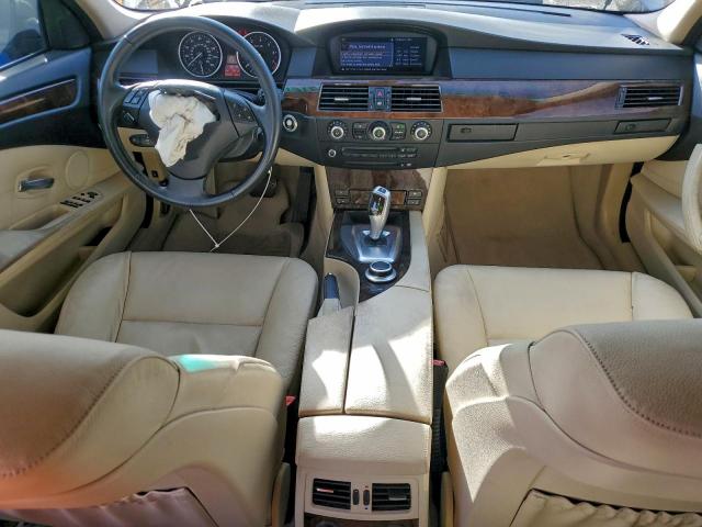BMW 5 Series I Image 12