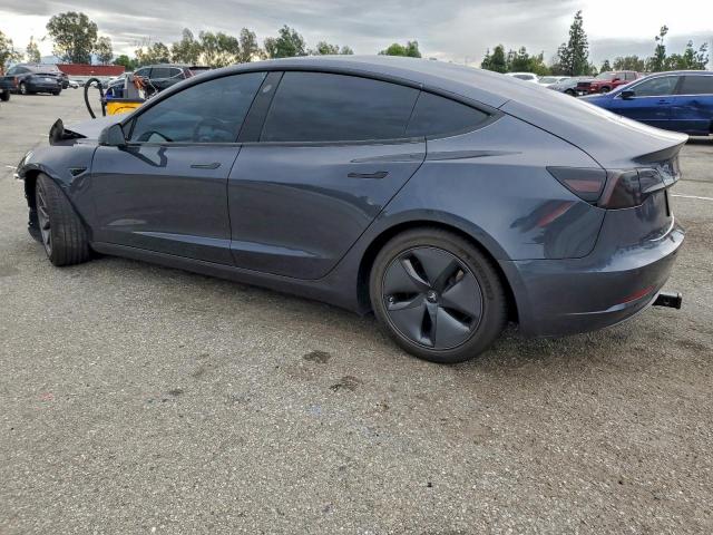 Tesla Model 3 Image 4