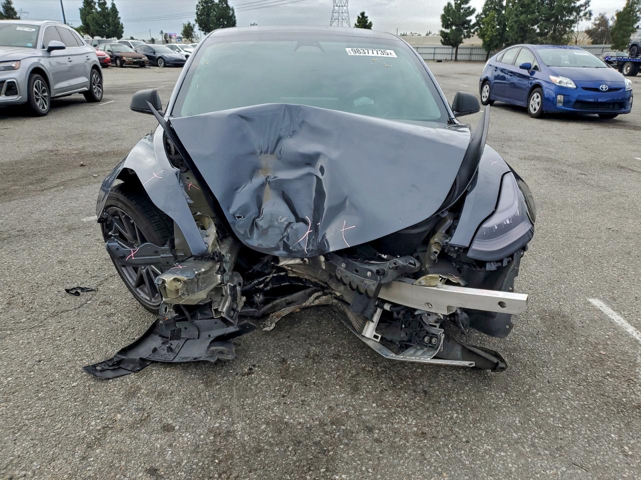 Tesla Model 3 Image 3