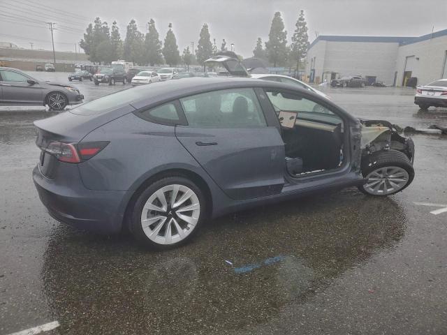 Tesla Model 3 Image 12