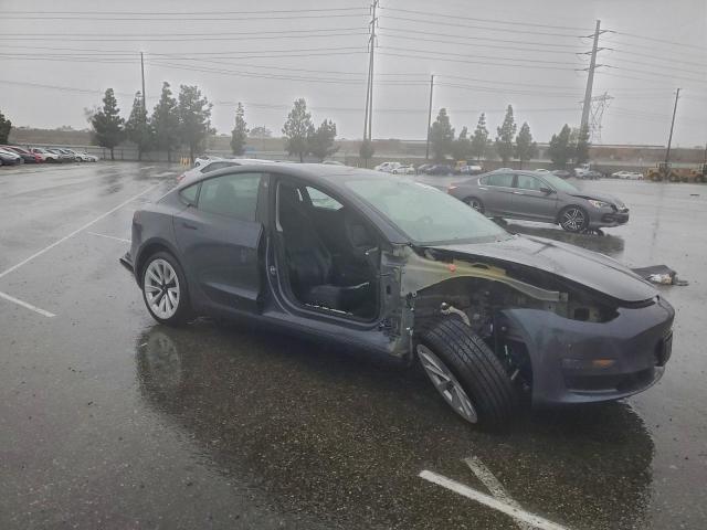 Tesla Model 3 Image 13