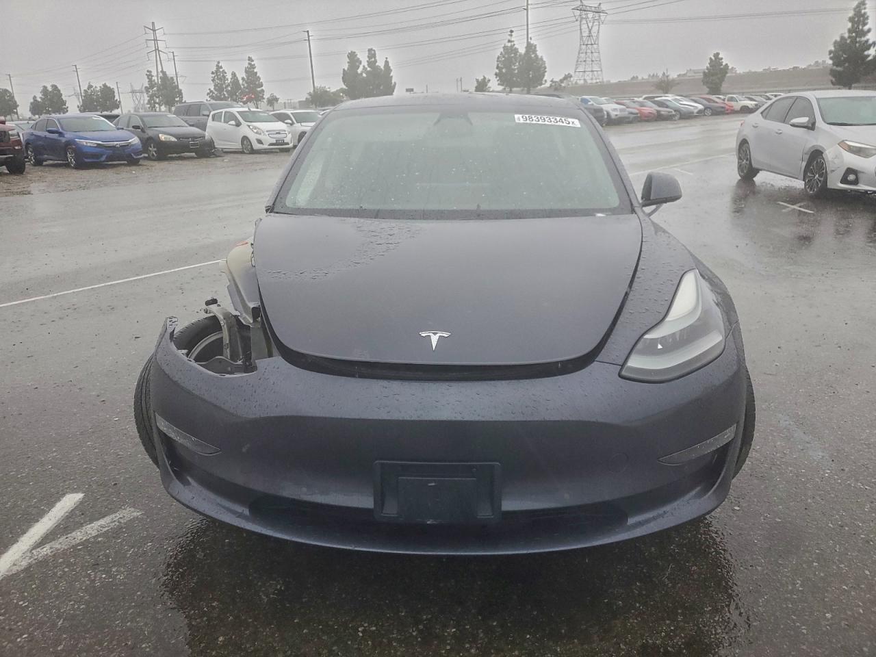 Tesla Model 3 Image 3