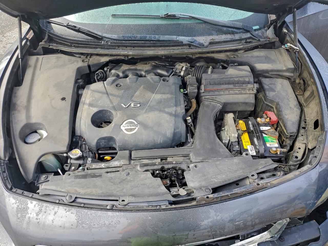 Nissan Maxima S Image 11