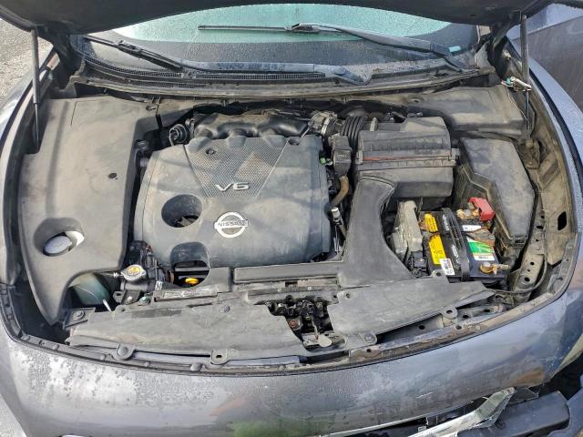 Nissan Maxima S Image 11