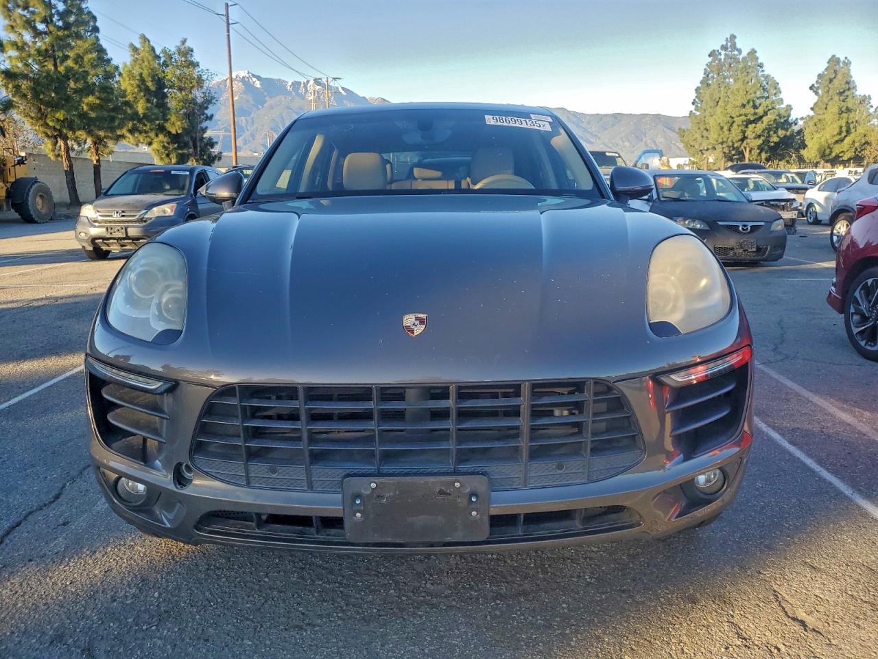 Porsche Macan S Image 3