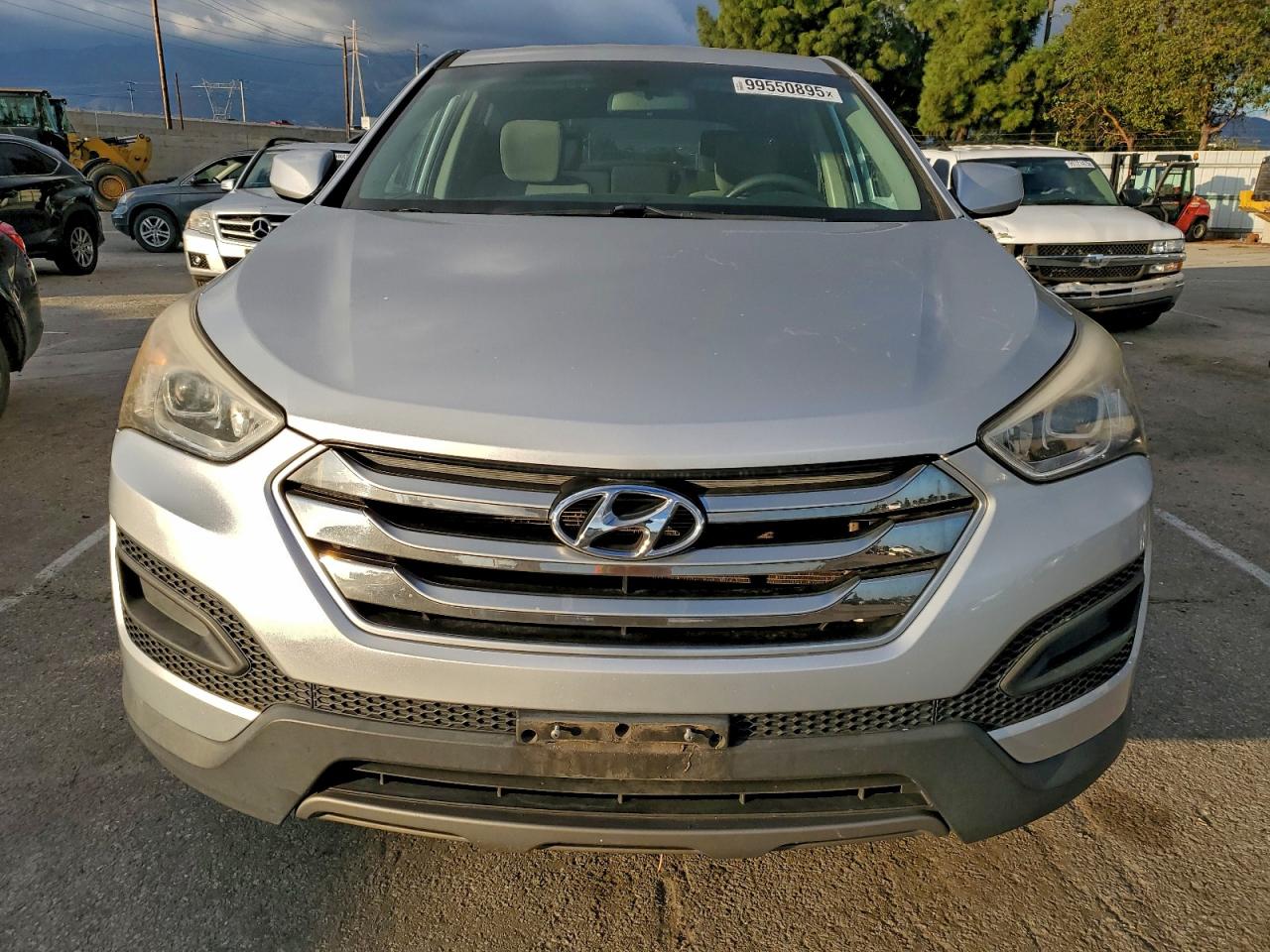 Hyundai SANTA FE Image 9