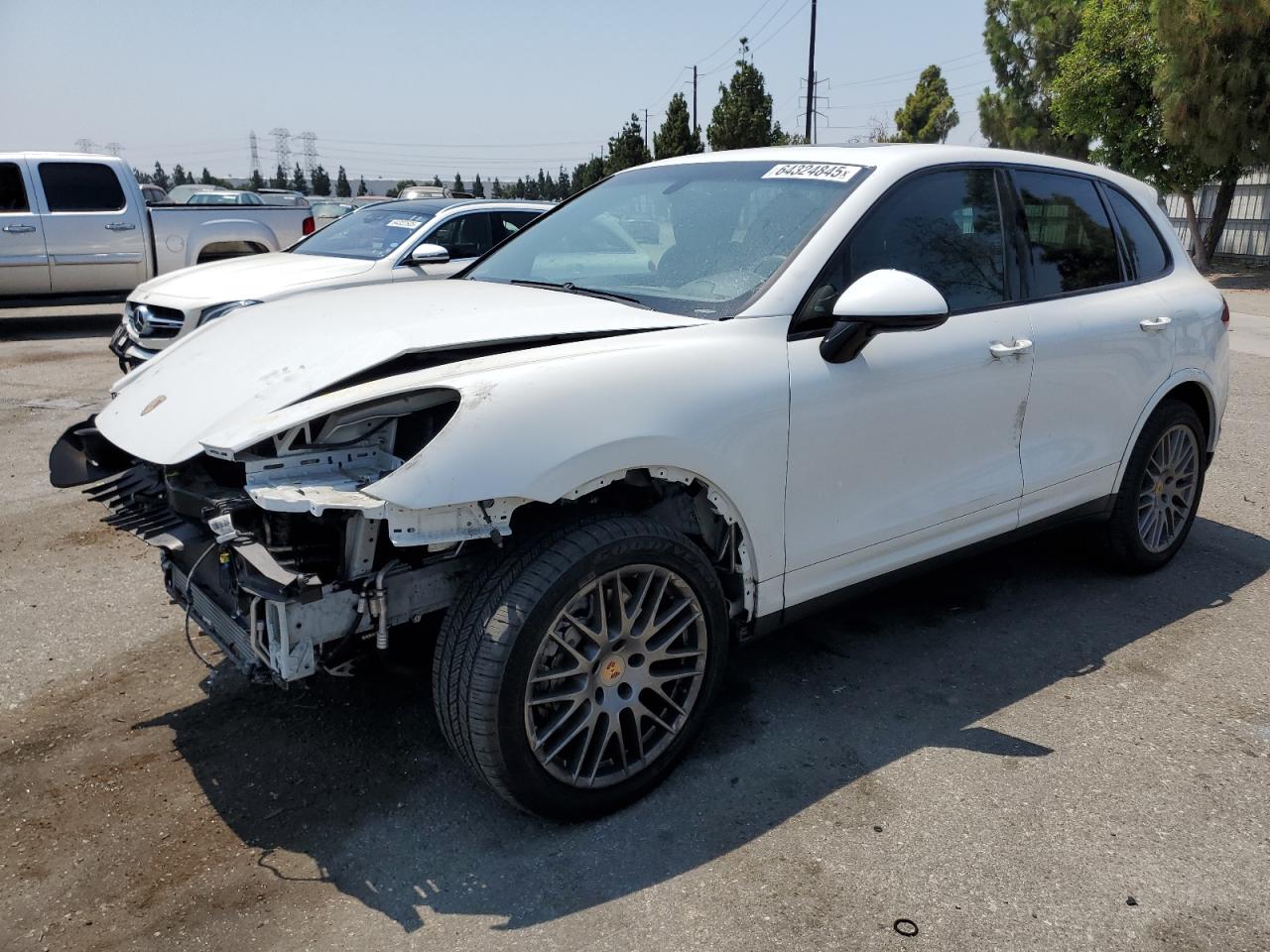 Porsche Cayenne S Image 1