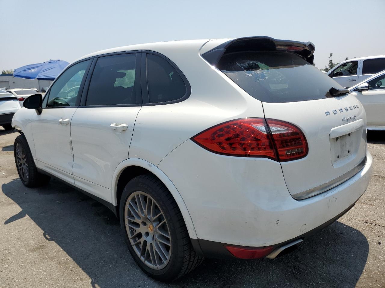 Porsche Cayenne S Image 3