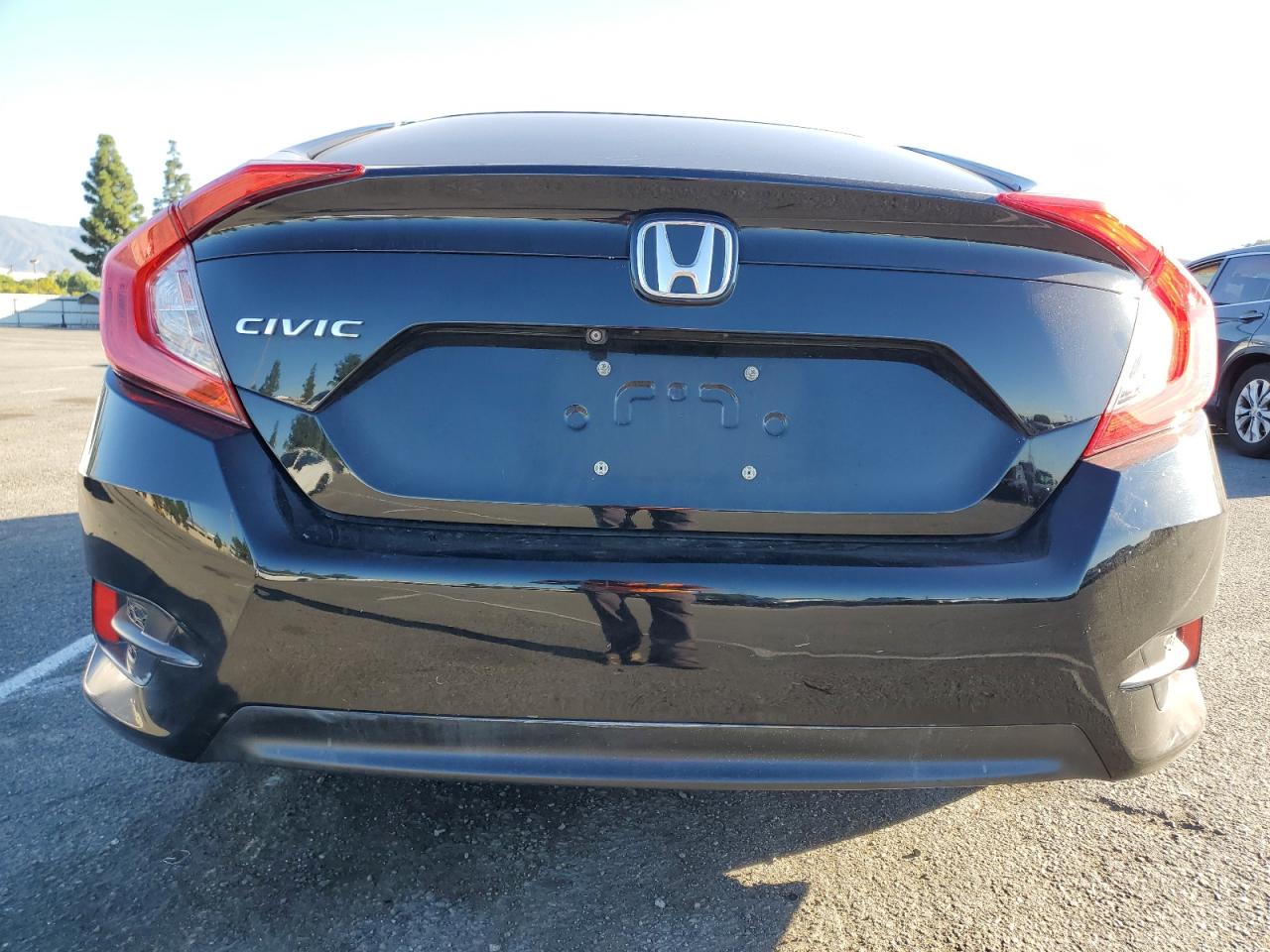 Honda Civic Lx Image 9