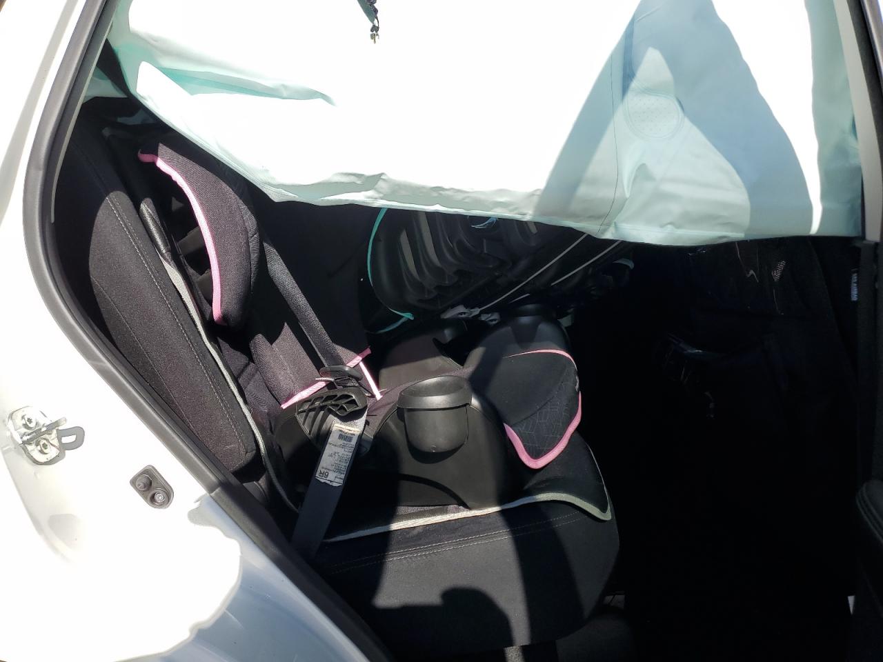 Nissan Rogue S Image 8