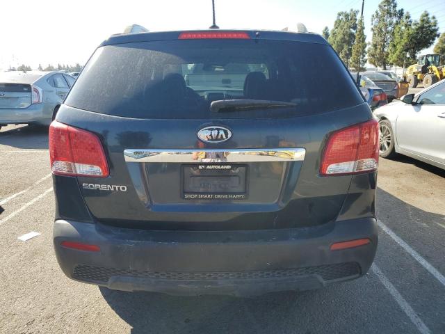 Kia Sorento Base Image 7