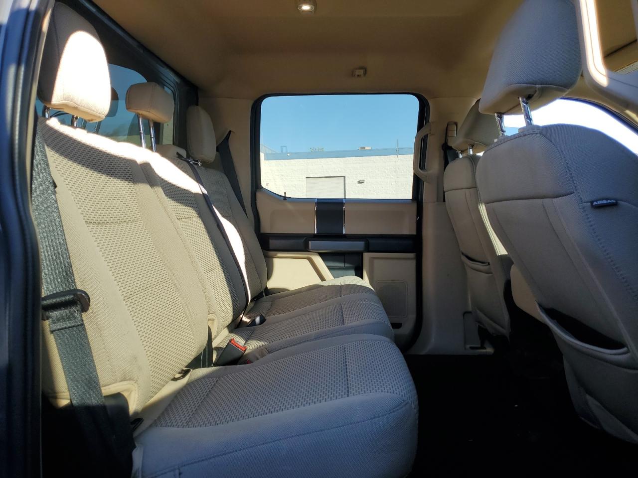 Ford F-250 Super Duty Image 7