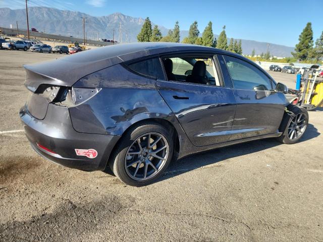 Tesla Model 3 Image 3