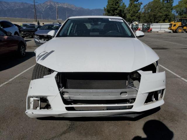 Audi A4 Premium Image 4