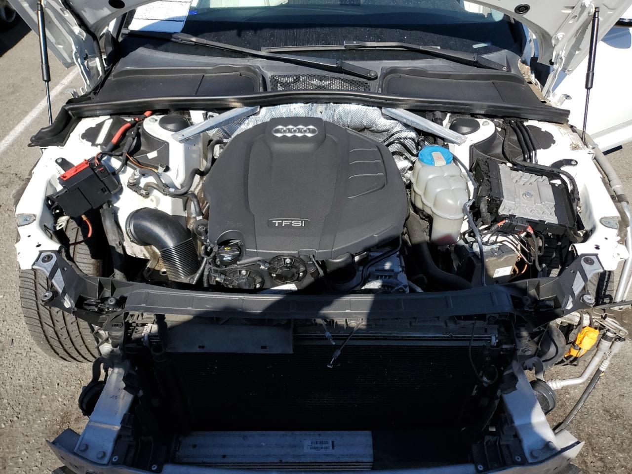 Audi A4 Premium Image 11