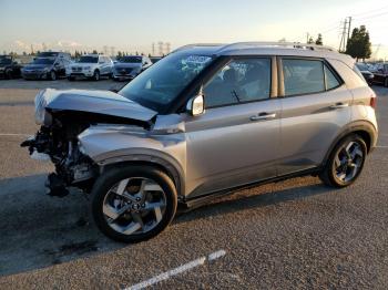  Salvage Hyundai VENUE