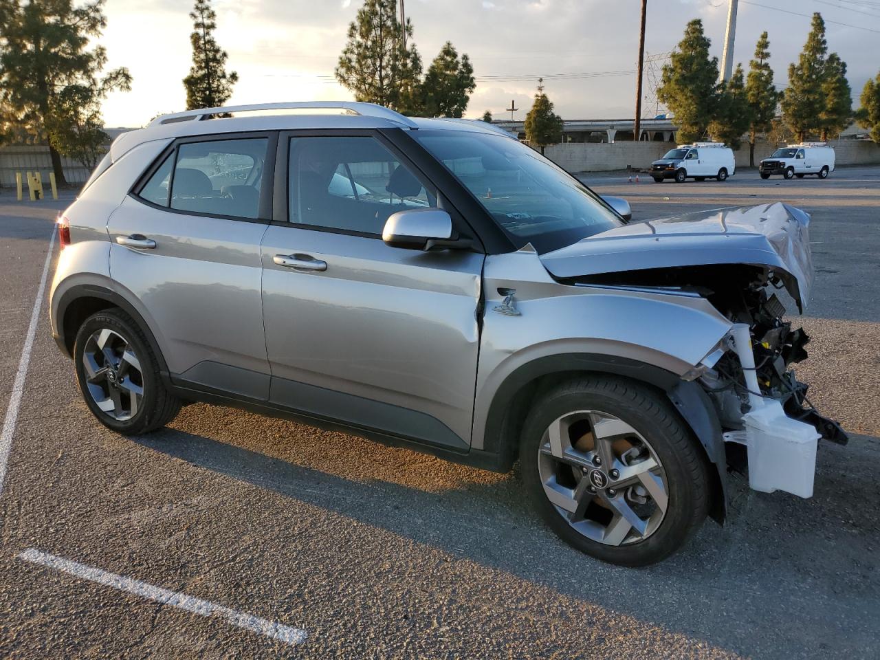 Hyundai VENUE Sel Image 6