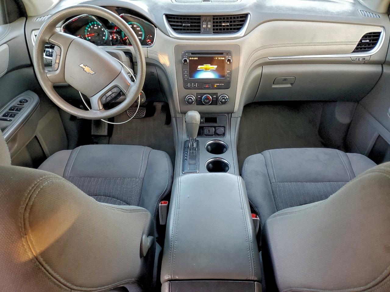 Chevrolet Traverse Ls Image 11