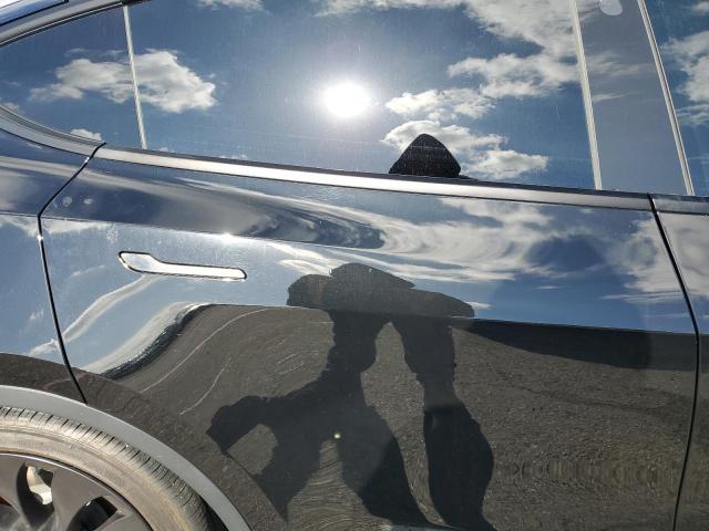 Tesla Model Y Image 8