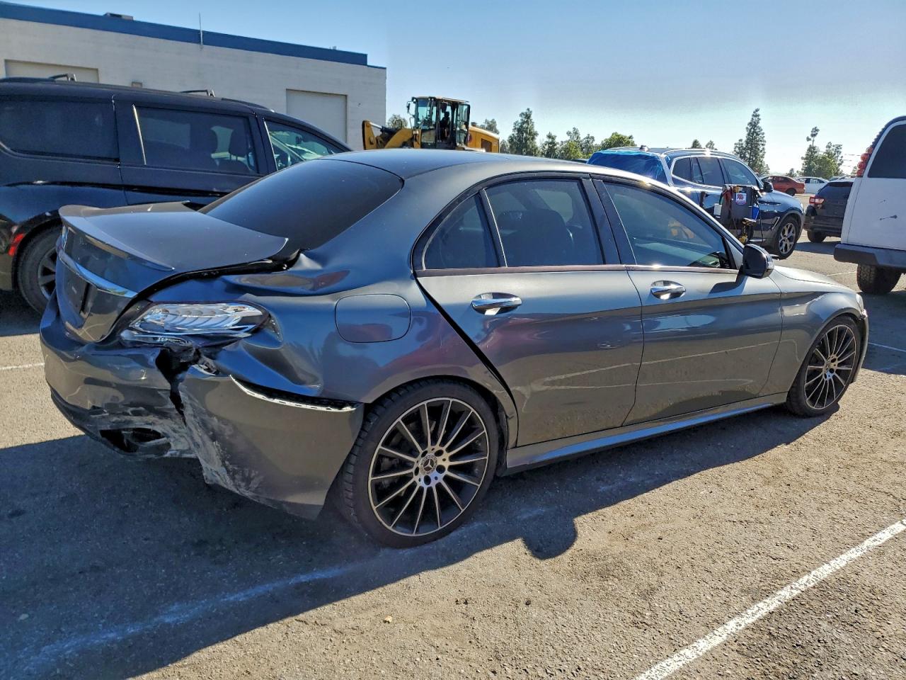 Mercedes-Benz C-Class 300 Image 4