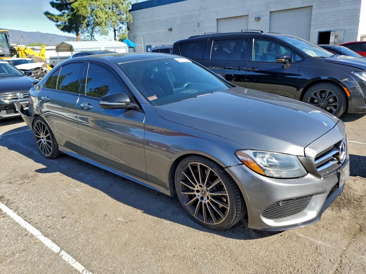 Mercedes-Benz C-Class 300 Image 10