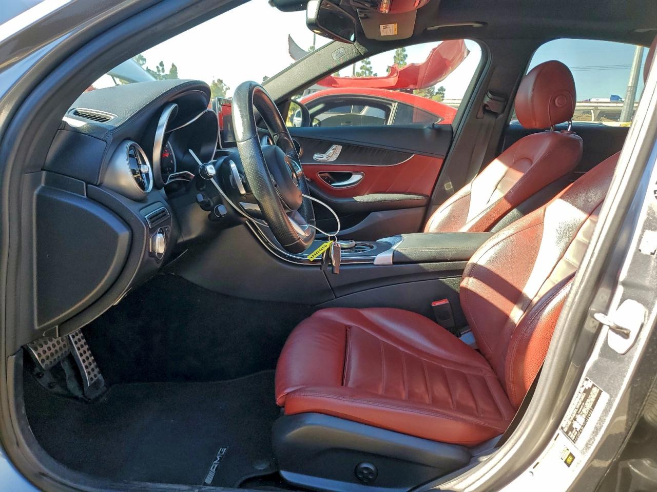 Mercedes-Benz C-Class 300 Image 8