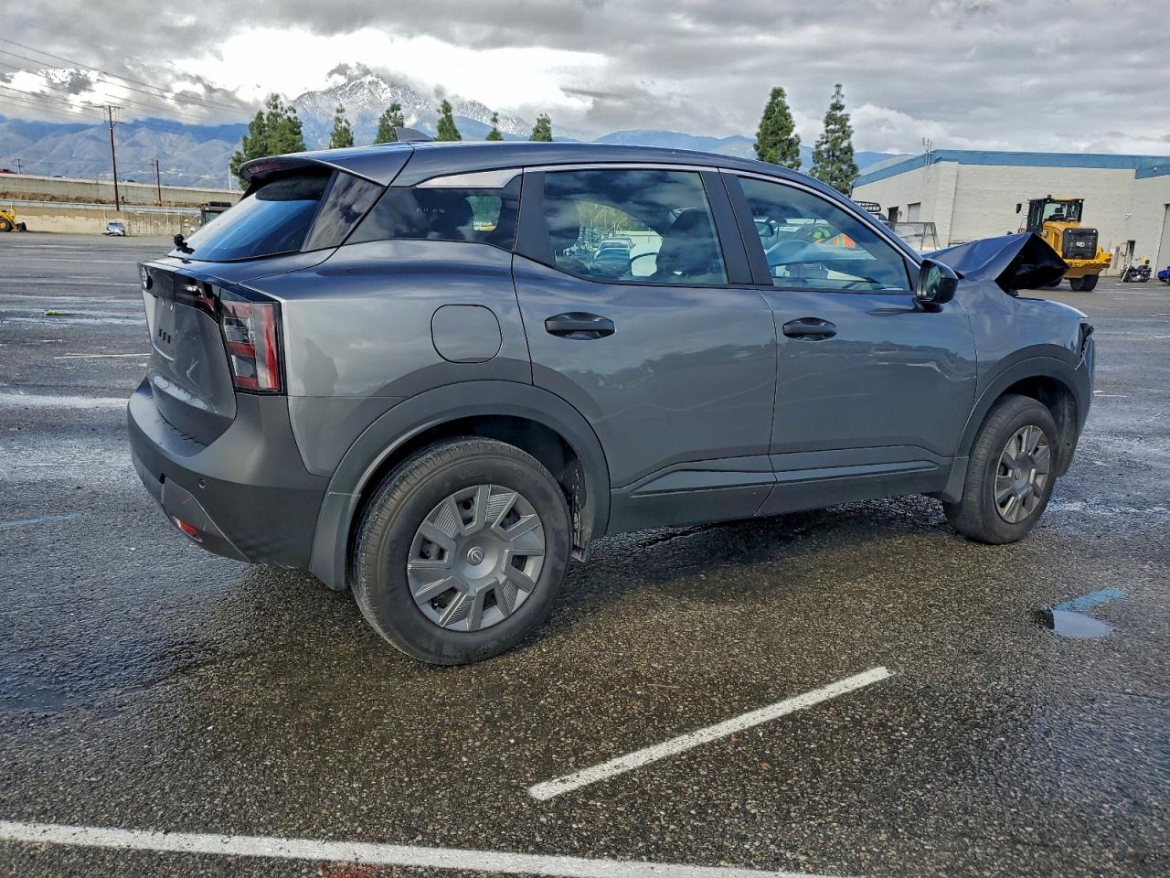 Nissan Kicks S Image 8