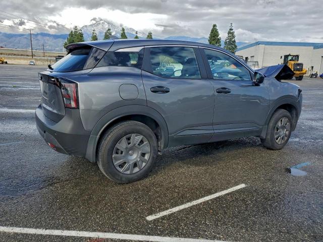 Nissan Kicks S Image 8