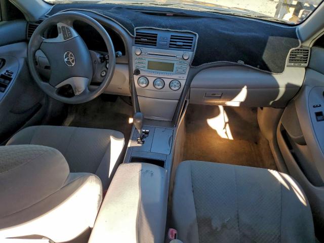 Toyota Camry Ce Image 10