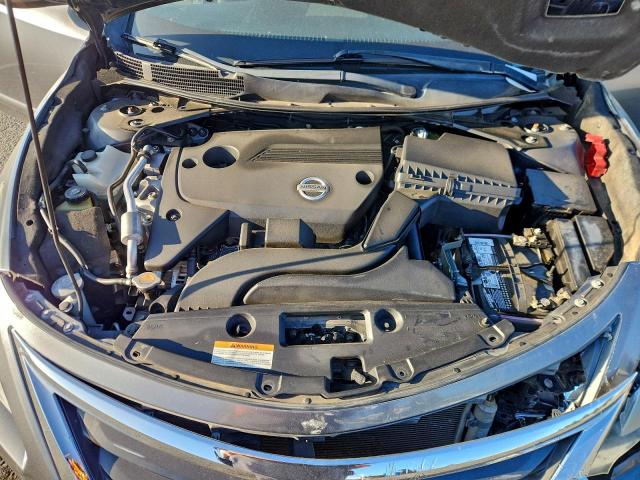 Nissan Altima 2.5 Image 4