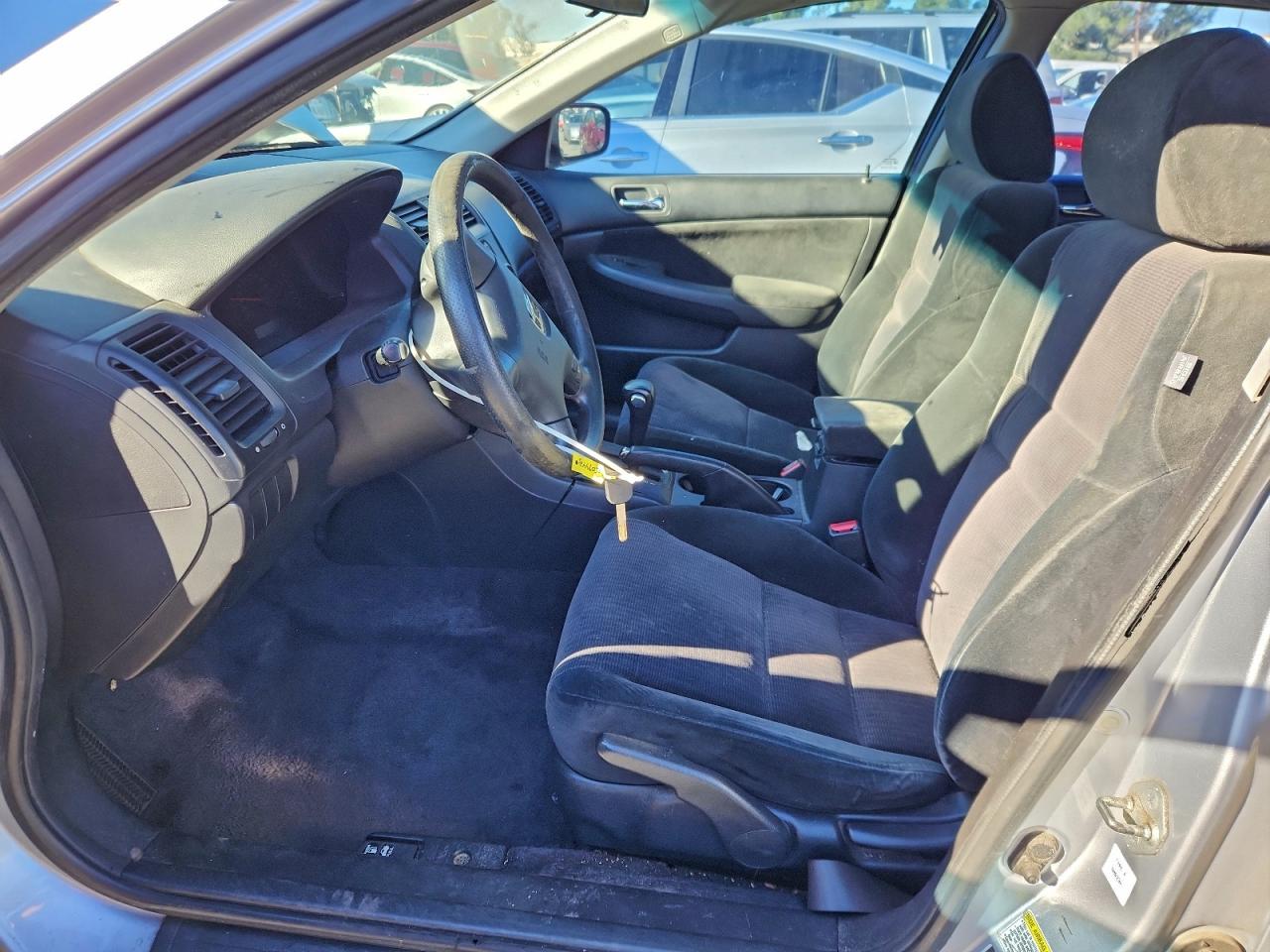 Honda Accord Lx Image 12