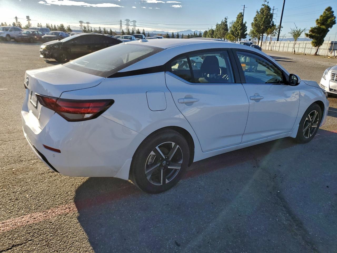 Nissan Sentra Sv Image 2