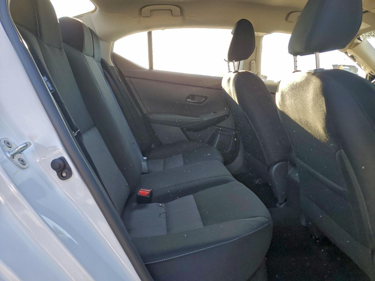 Nissan Sentra Sv Image 9