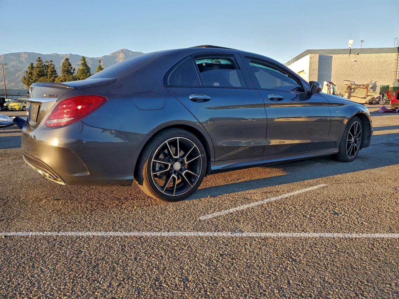 Mercedes-Benz C-Class 450 4matic Amg Image 2