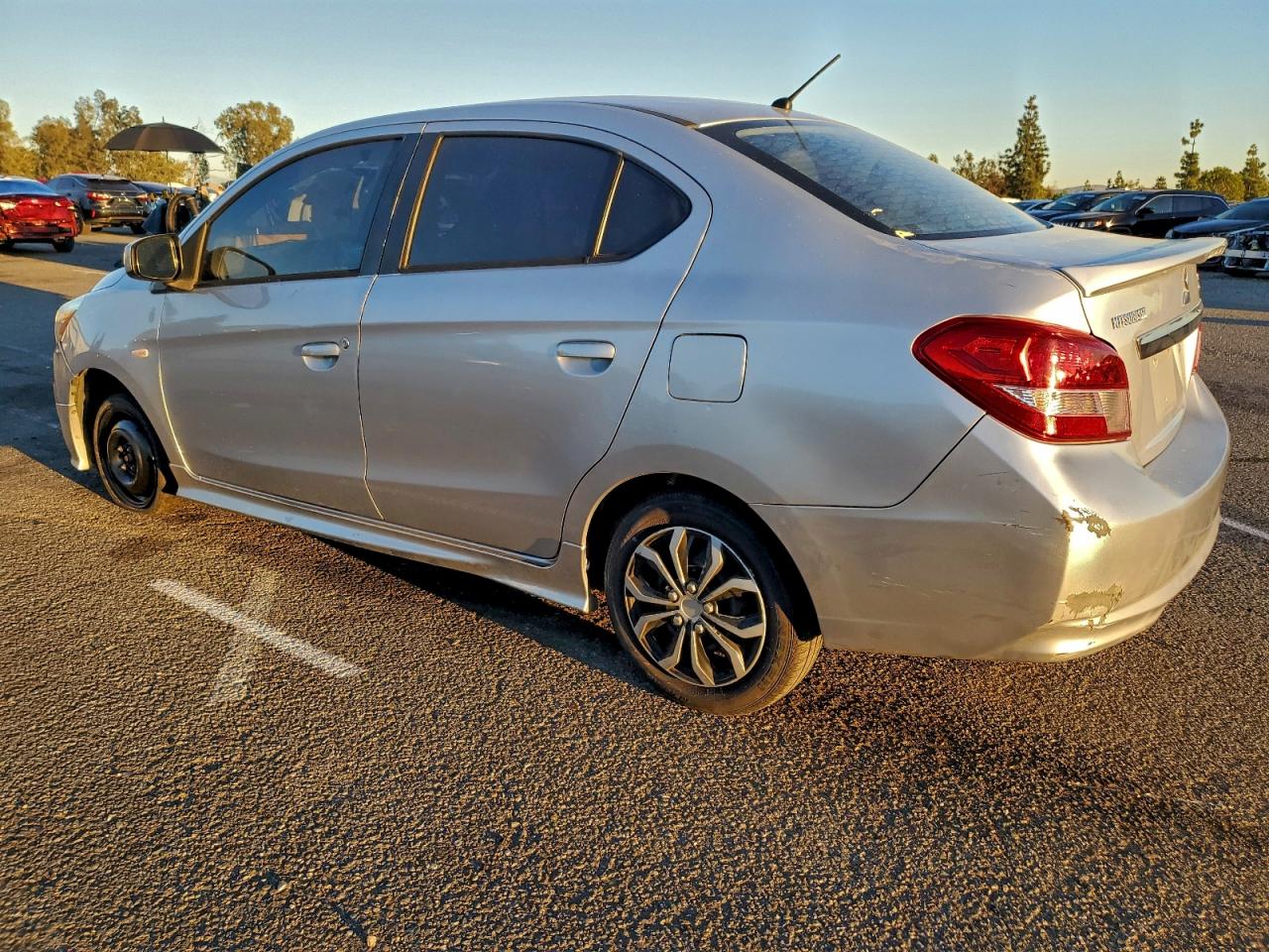 Mitsubishi Mirage G4 Es Image 4
