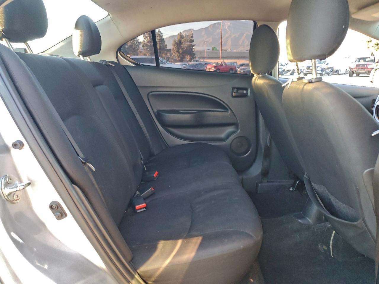 Mitsubishi Mirage G4 Es Image 12