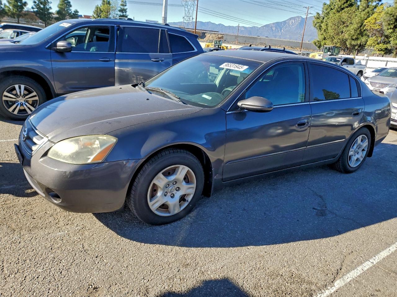 Nissan Altima Base Image 1