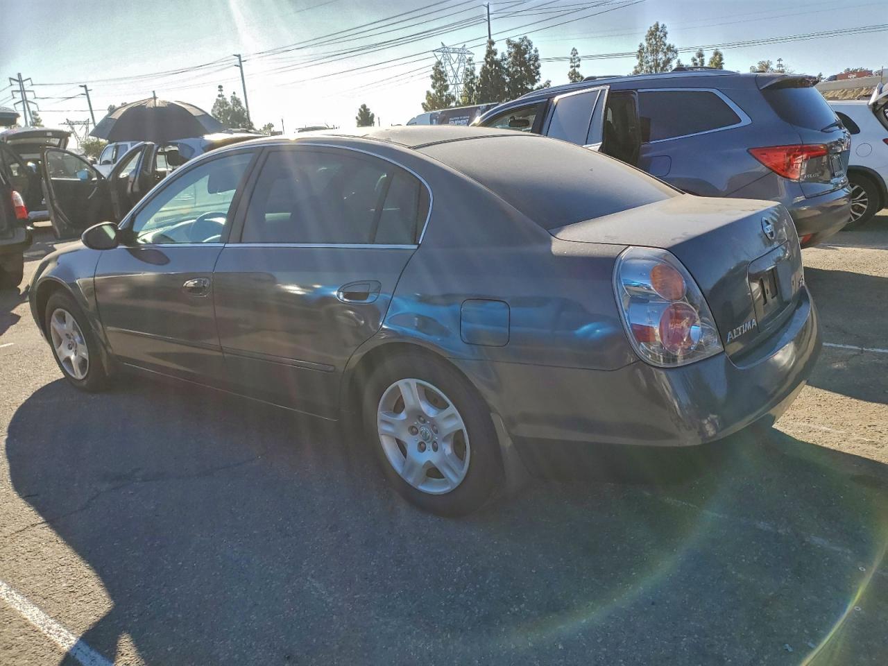 Nissan Altima Base Image 3