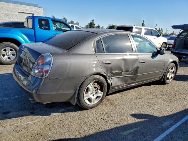 Nissan Altima Base Image 4