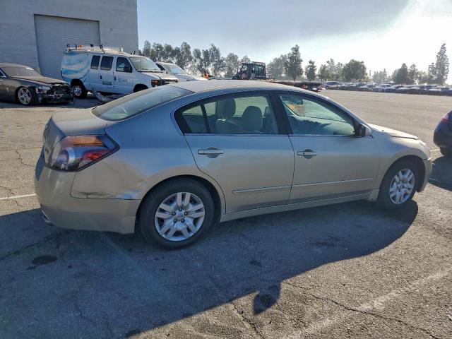 Nissan Altima 2.5 Image 6