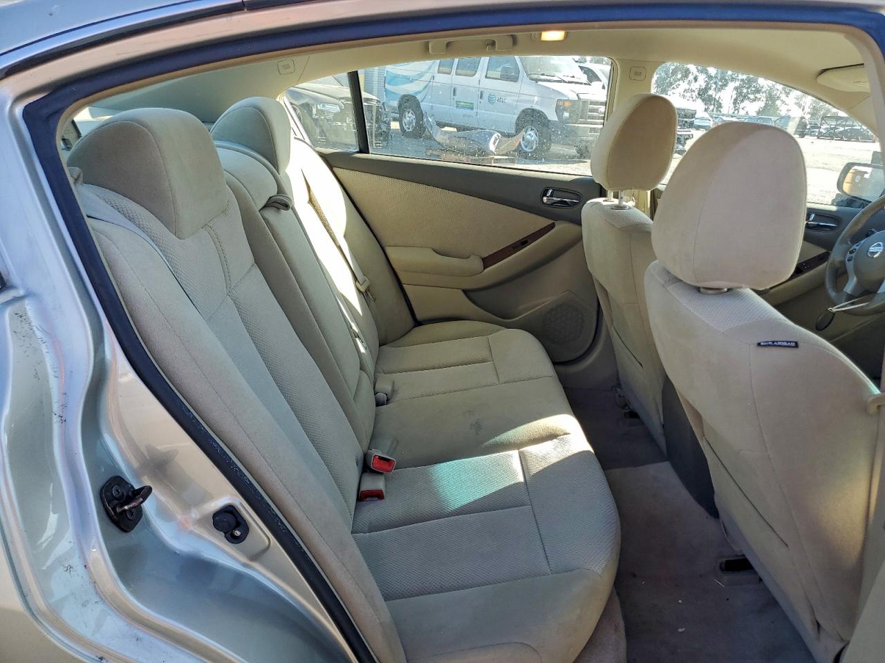 Nissan Altima 2.5 Image 10