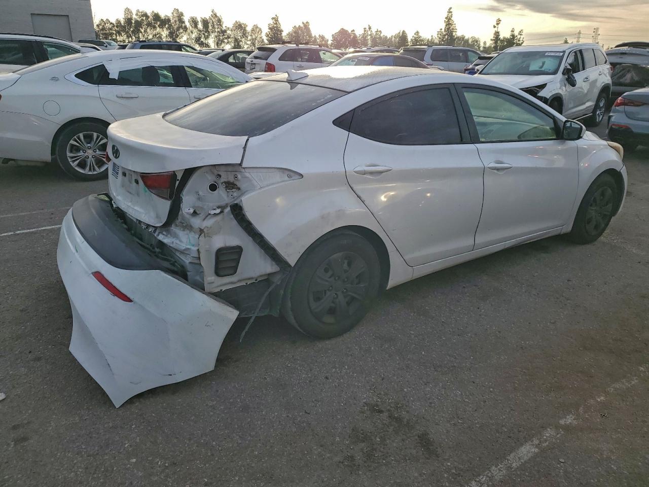 Hyundai ELANTRA Se Image 10