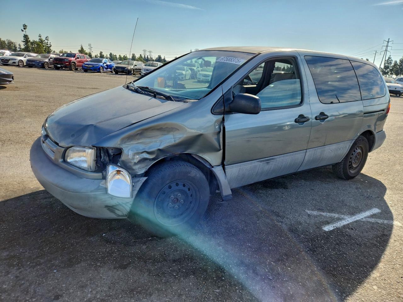 Toyota Sienna Ce Image 1