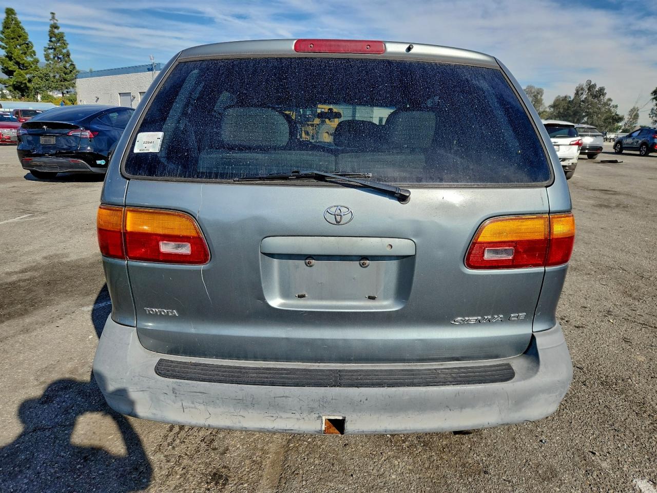 Toyota Sienna Ce Image 5