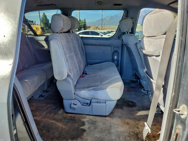 Toyota Sienna Ce Image 11