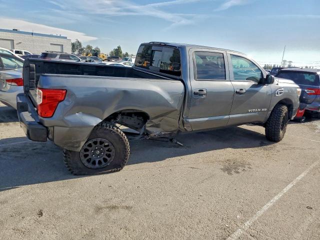 Nissan Titan S Image 3