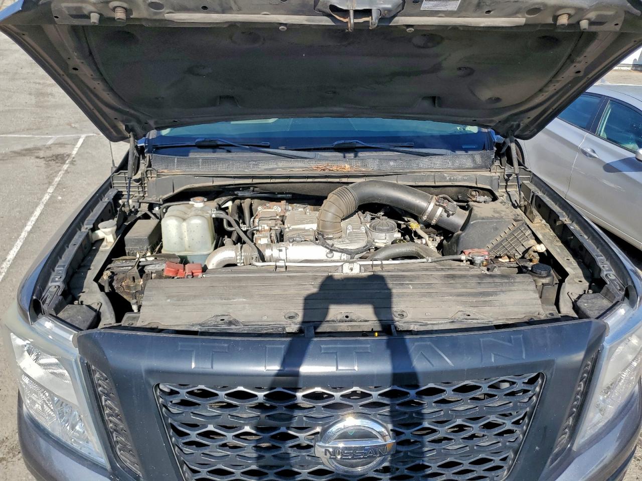 Nissan Titan S Image 5