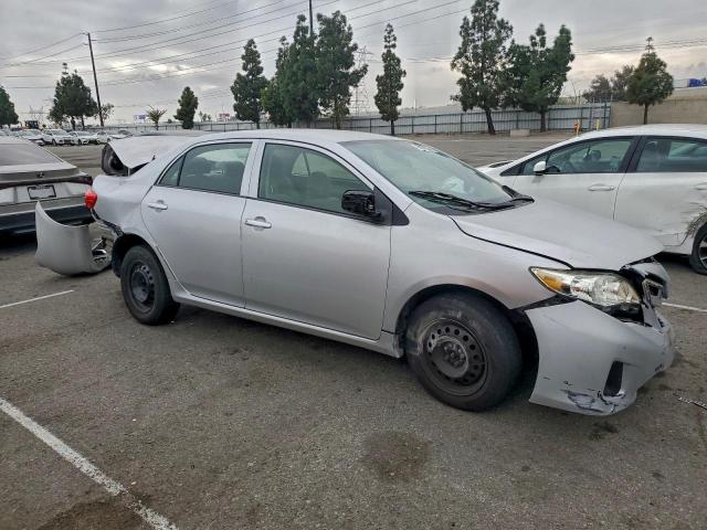 Toyota Corolla Base Image 3