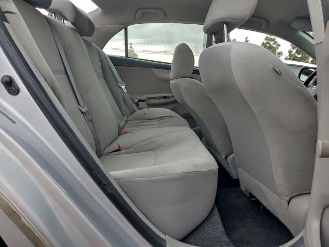 Toyota Corolla Base Image 6