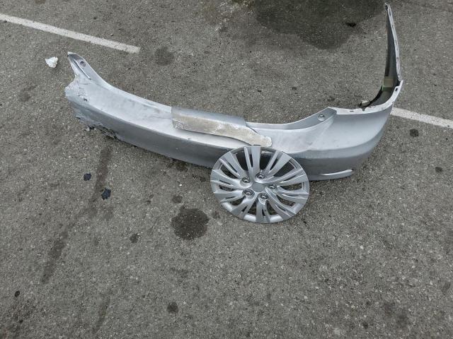 Toyota Corolla Base Image 11